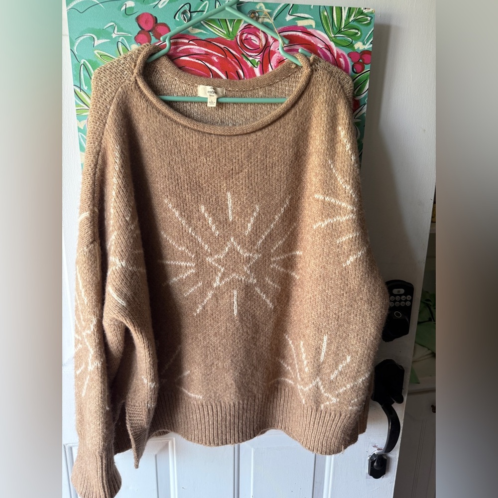Entro Tan Sweater with Starburst Design